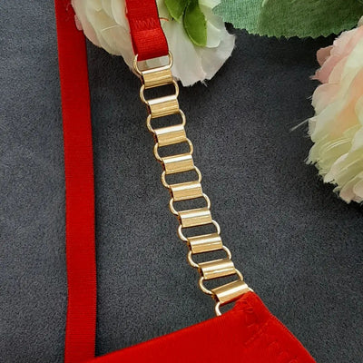 High Quality New Style Chain Straps Front Metal V buckel Bra & Panty Set