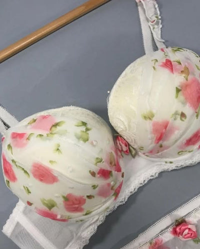 New High Quality Cute Lace Flower Adjustable Straps Push Up Bridal Padded Bra And Panty Set