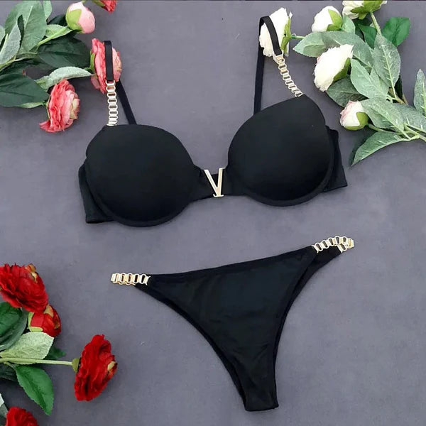 High Quality New Style Chain Straps Front Metal V buckel Bra & Panty Set