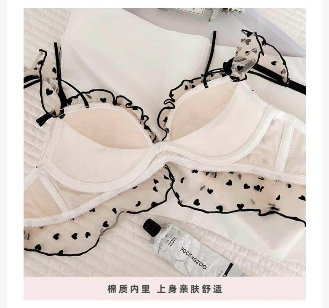 New High-Quality Black Heart Embroidered Push-Up Bra with Cute Lace Panty Set
