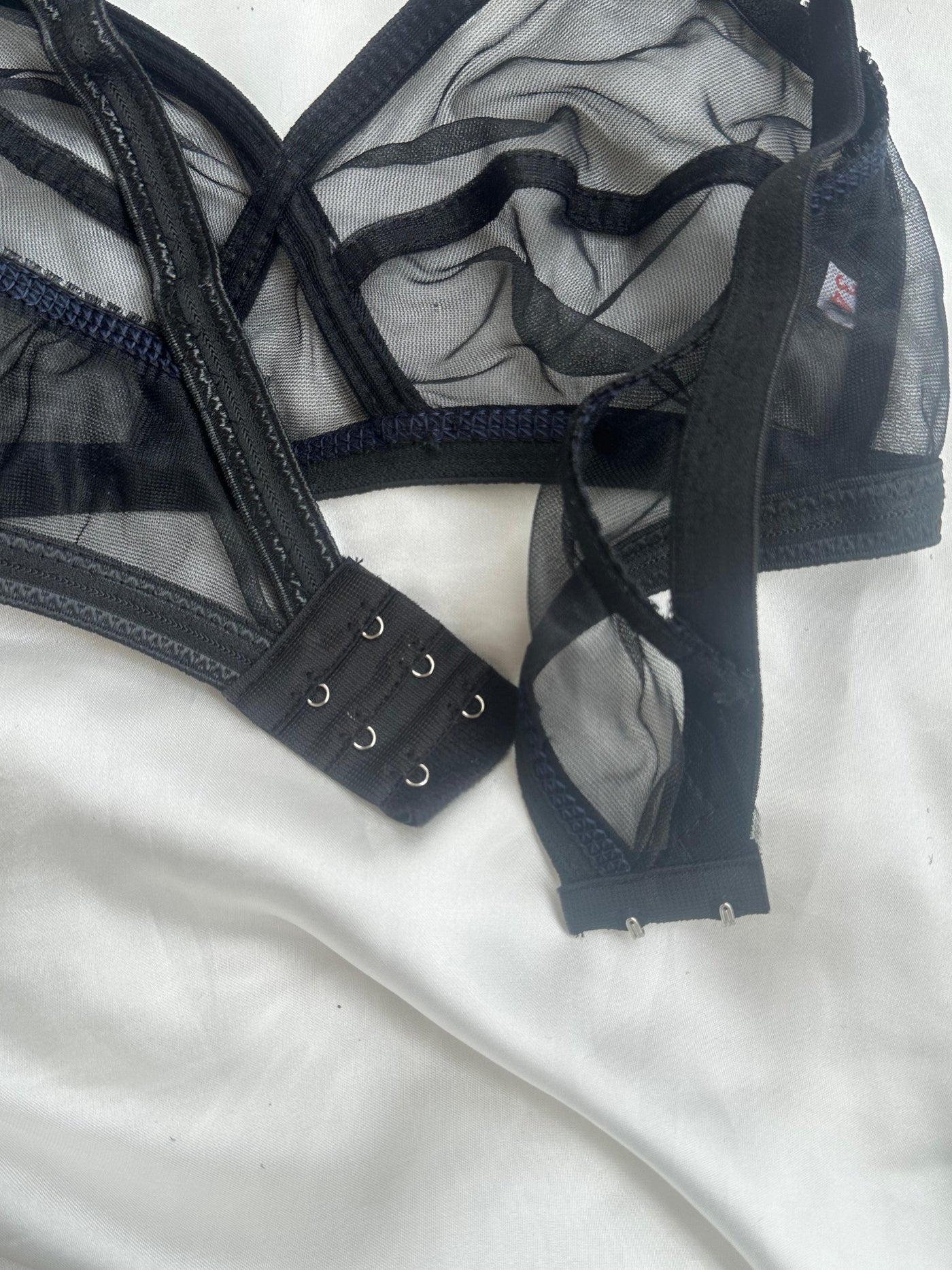 Pack Of 2 Non-Padded & Non-Wired Cotton Full Cover Full Net Transparent Bra | BD-300-TK
