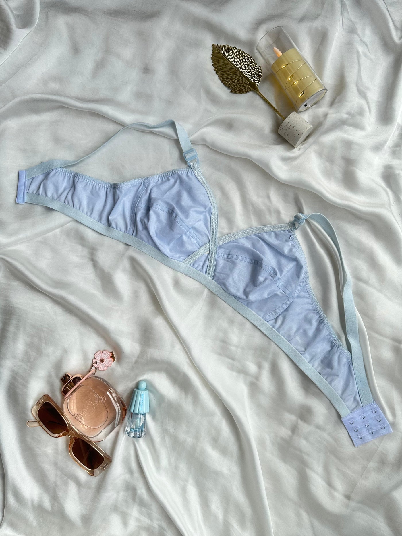 Pack Of 4 Classy Brief Comfortable Cotton Non Padded Bra | BD-500-TK
