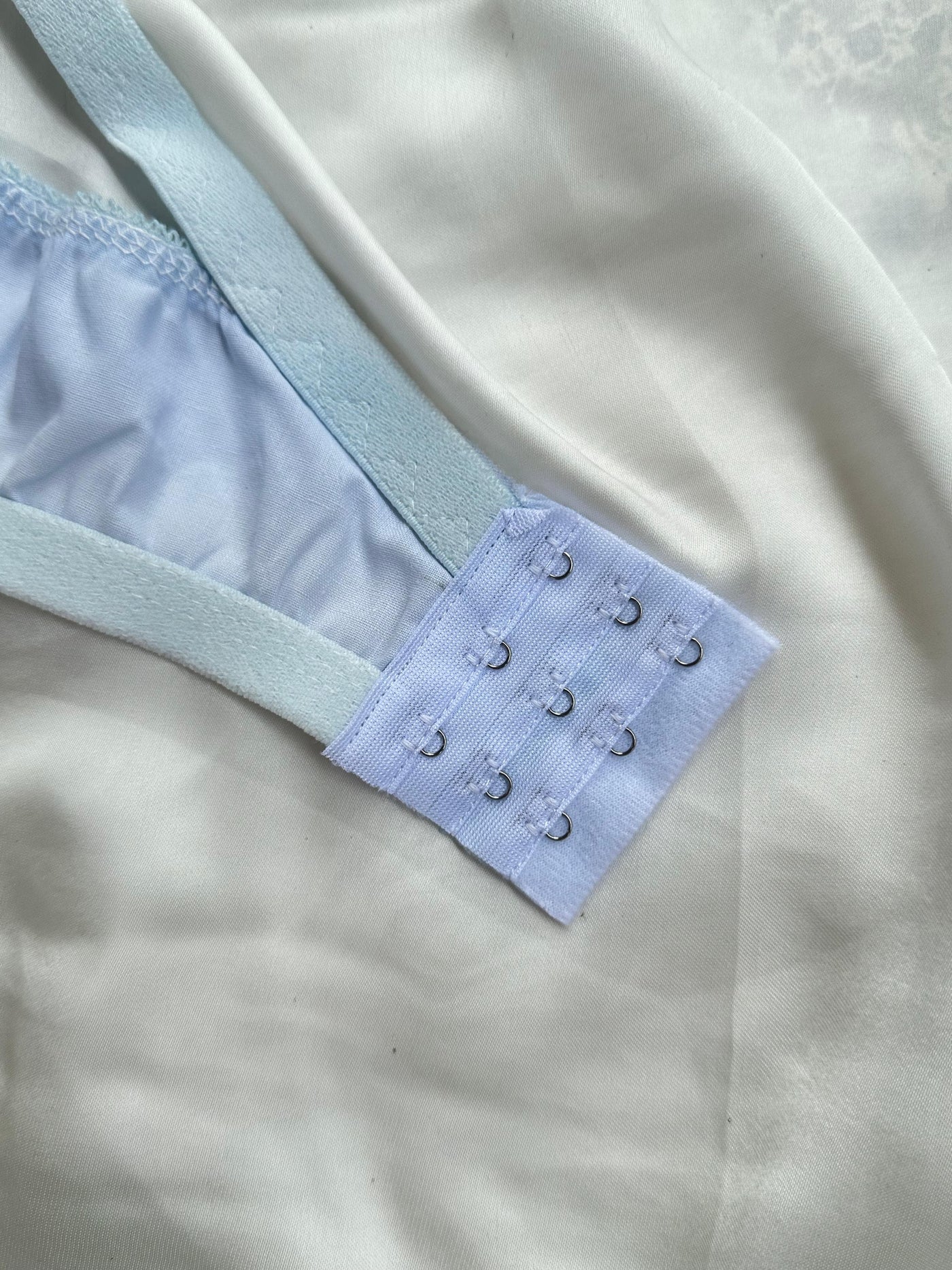 Pack Of 4 Classy Brief Comfortable Cotton Non Padded Bra | BD-500-TK