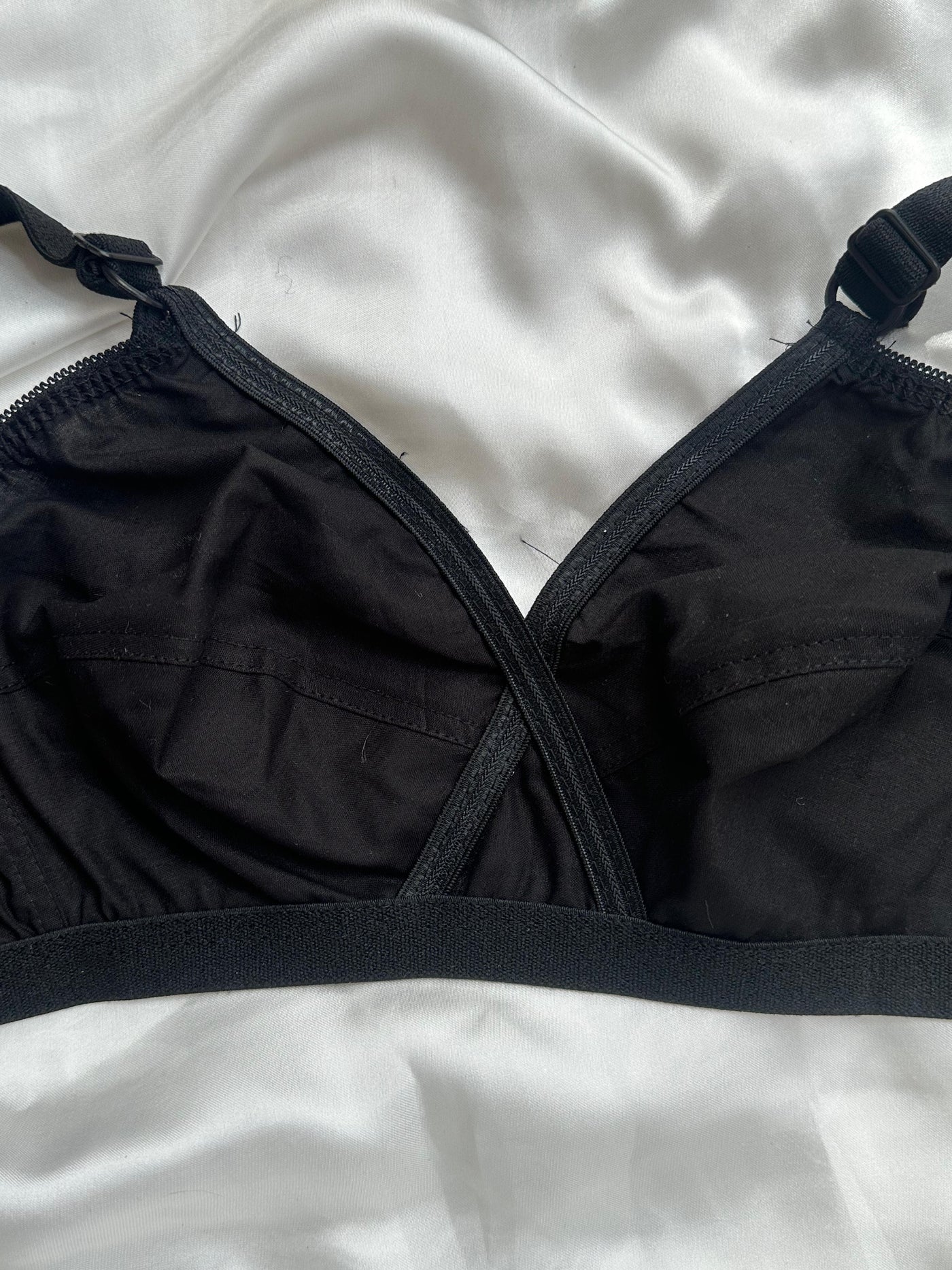Pack Of 4 Classy Brief Comfortable Cotton Non Padded Bra | BD-500-TK