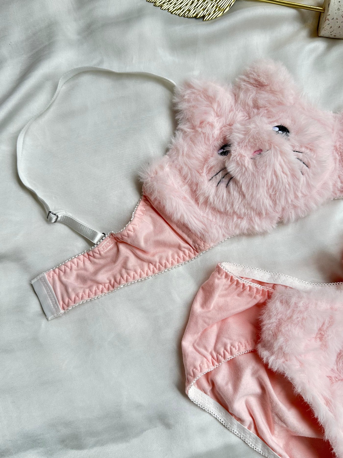 New High Quality Sexy Cute Kitty Anime Soft Plush Design Bra & Panty Set